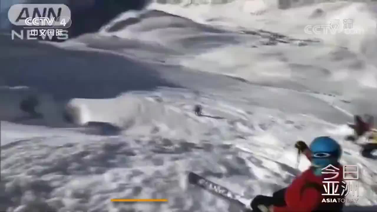 [视频]惊险！澳一滑雪胜地突发雪崩 亲历者被压雪下死里逃生