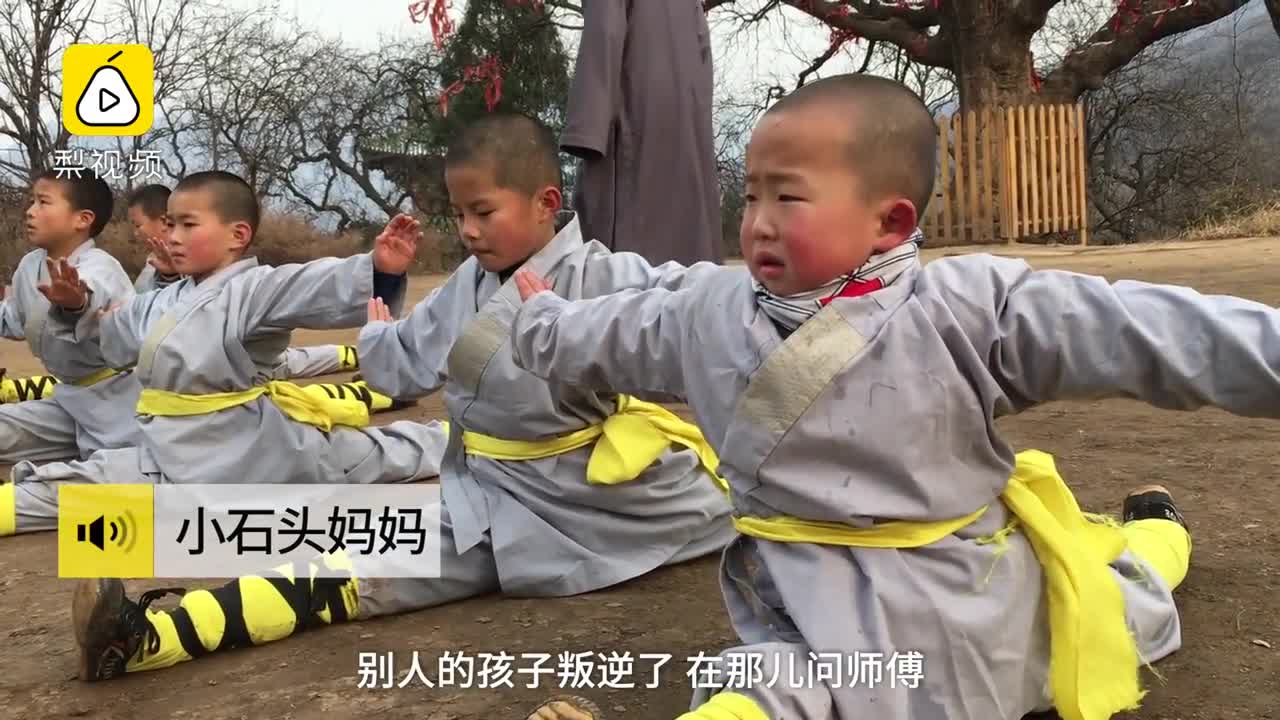 [视频]3岁小武僧 妈妈：出生前就想送少林寺